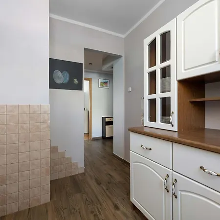 Family With Workspace And 3 Bedrooms By Renters Breslau